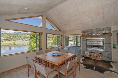 Photo of property in 13 Martin Place, Cooks Beach, Whitianga, 3591