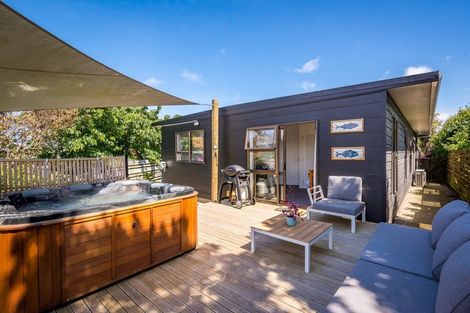 Photo of property in 82 Gray Avenue, Paraparaumu Beach, Paraparaumu, 5032