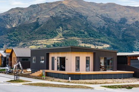 Photo of property in 32 Dunn Street, Lake Hawea, 9382