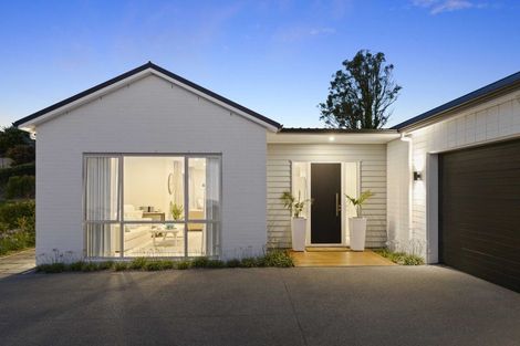 Photo of property in 37 Motukaraka Drive, Beachlands, Auckland, 2018