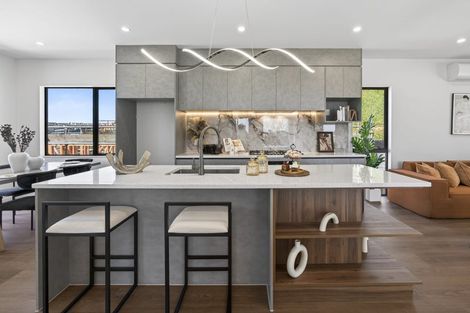 Photo of property in 244e West Hoe Heights, Orewa, 0931