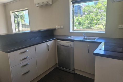 Photo of property in 53 Ranui Avenue, Ranui, Auckland, 0612