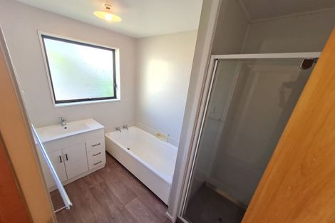 Photo of property in 2/44 Laing Crescent, Heathcote Valley, Christchurch, 8022