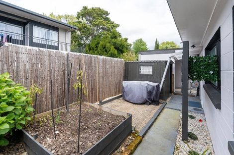 Photo of property in 5/875 Heaphy Terrace, Claudelands, Hamilton, 3214