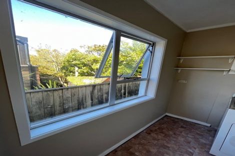 Photo of property in 2/37 Channel View Road, Campbells Bay, Auckland, 0630