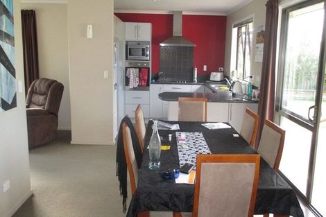 Photo of property in 18 Oldfield Court, Huntington, Hamilton, 3210