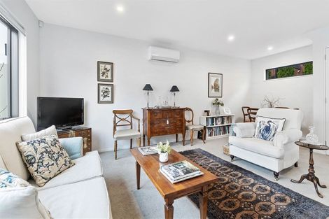 Photo of property in 20b Hewitts Road, Merivale, Christchurch, 8014