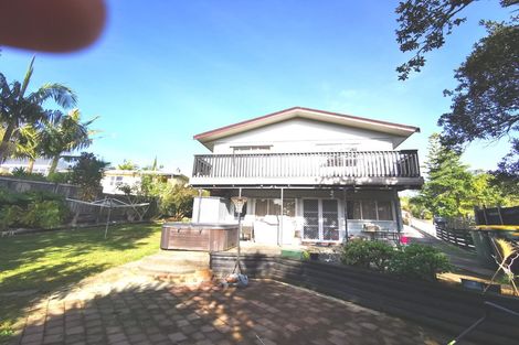 Photo of property in 17 Dolbear Street, Titirangi, Auckland, 0604