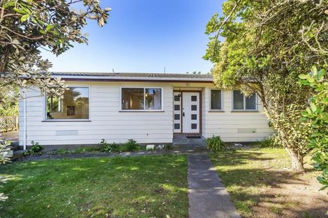 Photo of property in 2 Moki Street, Titahi Bay, Porirua, 5022