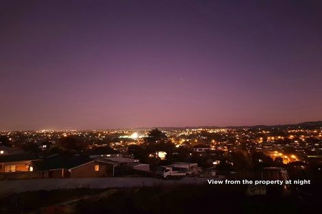 Photo of property in 64 Don Buck Road, Massey, Auckland, 0614