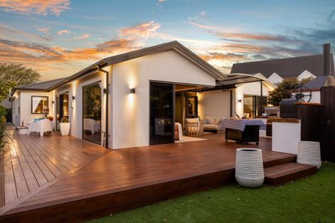 Photo of property in 11 Natalie Place, Harewood, Christchurch, 8051