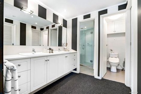 Photo of property in The Pines Apartments, 75 Owens Road, Epsom, Auckland, 1023