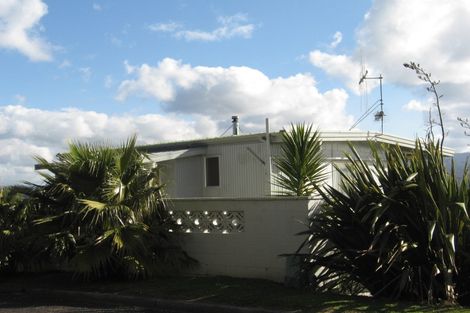 Photo of property in 26 Motuhoa Road, Tairua, 3508