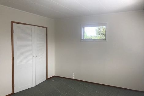 Photo of property in 1/15 Glastron Place, Bayview, Auckland, 0629