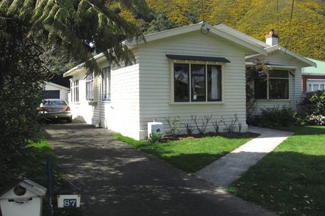 Photo of property in 87 Wyndrum Avenue, Waterloo, Lower Hutt, 5011
