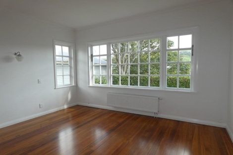 Photo of property in 93 Karori Road, Karori, Wellington, 6012