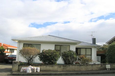 Photo of property in 32 Guys Hill Road, Hospital Hill, Napier, 4110