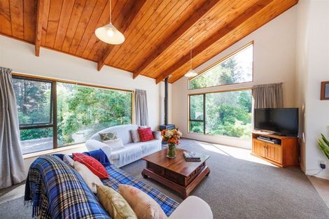 Photo of property in 296 Aokautere Drive, Aokautere, Palmerston North, 4471