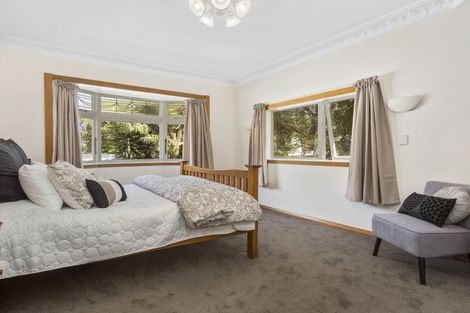 Photo of property in 27 Hardy Street, Waterloo, Lower Hutt, 5011