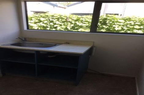 Photo of property in 15a Brocas Avenue, Hillcrest, Hamilton, 3216