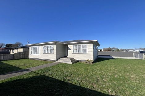 Photo of property in 34 James Street, Dannevirke, 4930