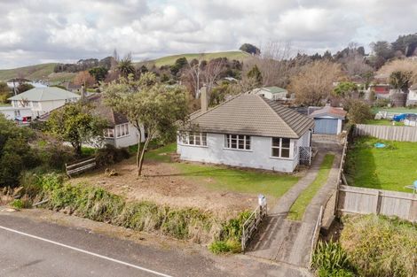 Photo of property in 21 Huxley Street, Pahiatua, 4910