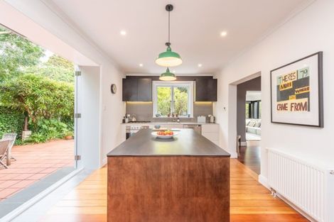 Photo of property in 9 Easdale Street, Kelburn, Wellington, 6012