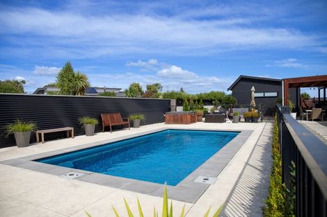 Photo of property in 5-7 Ferry Road, Martinborough, 5711