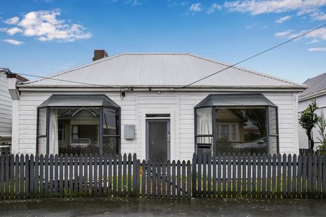 Photo of property in 6 Bathgate Street, South Dunedin, Dunedin, 9012