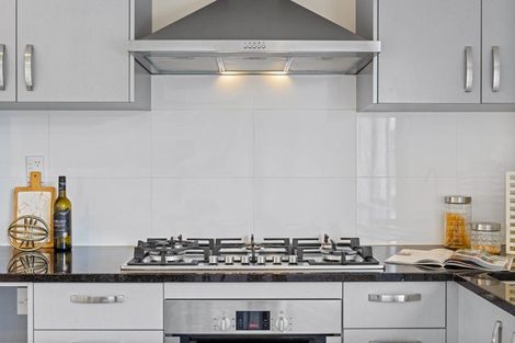 Photo of property in 20/5 Perekia Street, Albany, Auckland, 0632