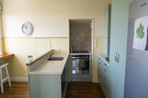 Photo of property in 8a Wharfe Street, South Hill, Oamaru, 9400