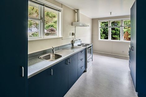 Photo of property in 14 Boyd Grove, Naenae, Lower Hutt, 5011