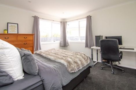 Photo of property in 12 Hunter Street, Milson, Palmerston North, 4414