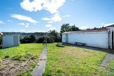 Photo of property in 33 Lincoln Park Avenue, Massey, Auckland, 0614