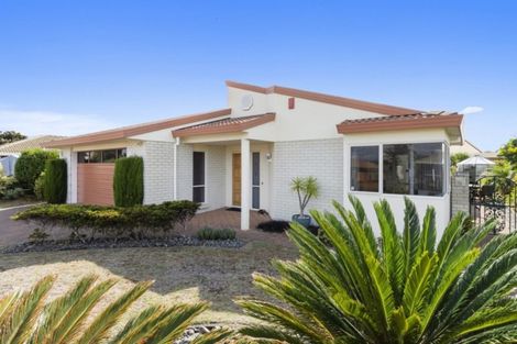 Photo of property in 21 Gardenia Drive, Mount Maunganui, 3116