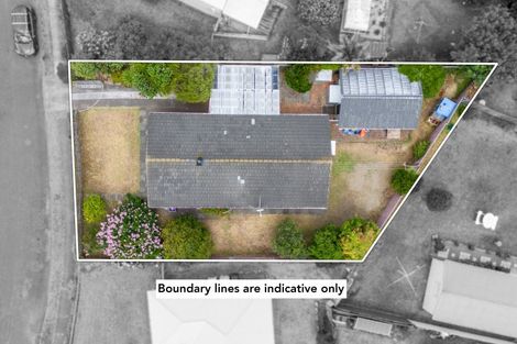 Photo of property in 6 Colenso Place, Otaki Beach, Otaki, 5512