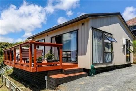 Photo of property in 73 Mould Street, Waitara, 4320