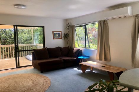 Photo of property in 279 Motutara Road, Muriwai, Waimauku, 0881