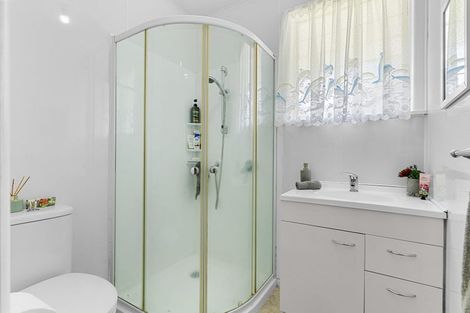 Photo of property in 214 Hurndall Street West, Maungaturoto, 0520