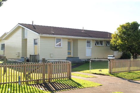 Photo of property in 17 Penderford Place, Mangere East, Auckland, 2024