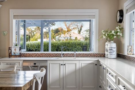 Photo of property in 34 Black Barn Lane, Bethlehem, Tauranga, 3110