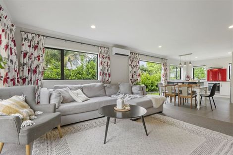 Photo of property in 4 Broadview Place, Howick, Auckland, 2014