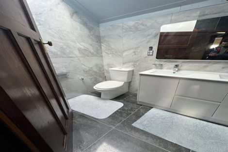 Photo of property in 31 Orams Road, Hillpark, Auckland, 2102