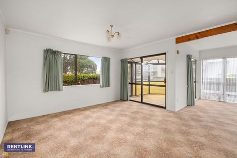 Photo of property in 1/210 Devonport Road, Tauranga, 3110
