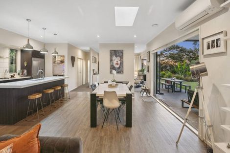 Photo of property in 1154a East Coast Road, Redvale, Auckland, 0794