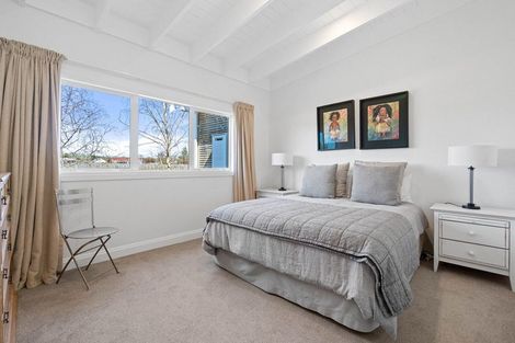 Photo of property in 3 Grey Street, Martinborough, 5711