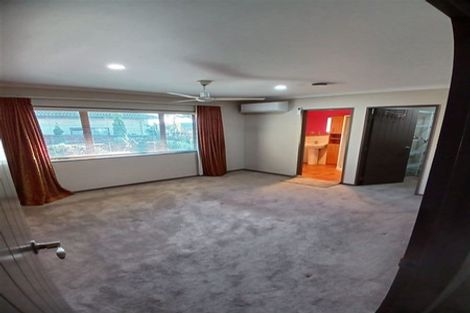 Photo of property in 41 Mt Lebanon Crescent, The Gardens, Auckland, 2105