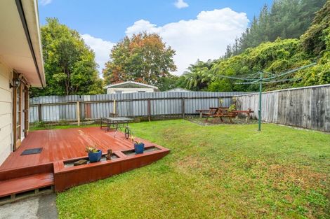 Photo of property in 69 Moeraki Road, Maoribank, Upper Hutt, 5018