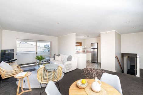 Photo of property in 1/184 Charles Street, Westshore, Napier, 4110