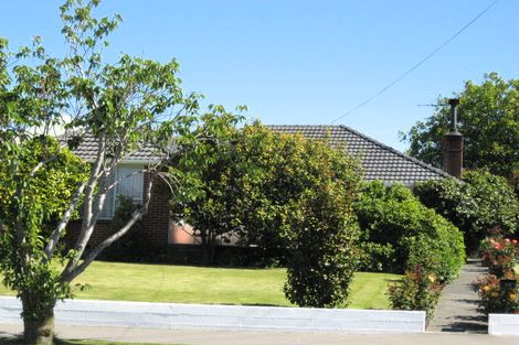 Photo of property in 33 Staveley Street, Avonhead, Christchurch, 8042